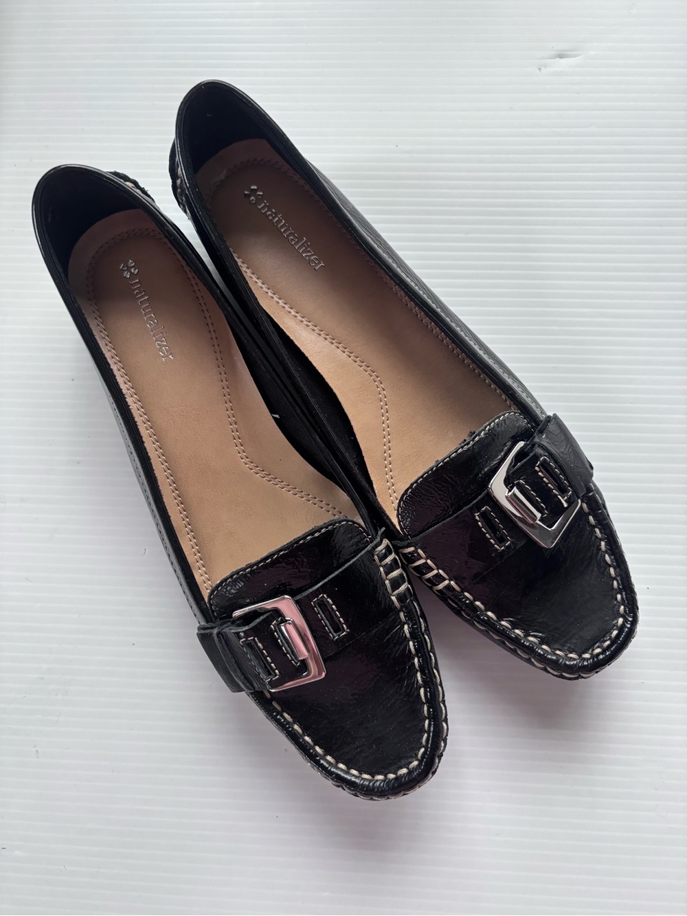 Naturalizer Women’s Heaven Black Loafer size 10M